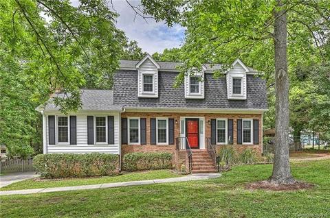512 Robin Dr, Monroe, NC 28112 photo 2