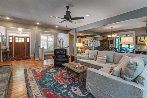 194 Dotson Rd, Fairview, NC 28730 photo 6