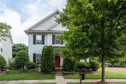 19319 Windjammer Cir, Cornelius, NC 28031 photo 2
