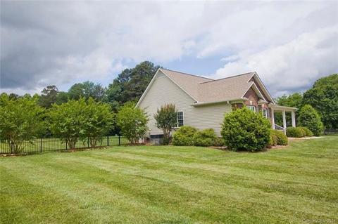 2478 Walker Rd, Mount Pleasant, NC 28124 photo 3