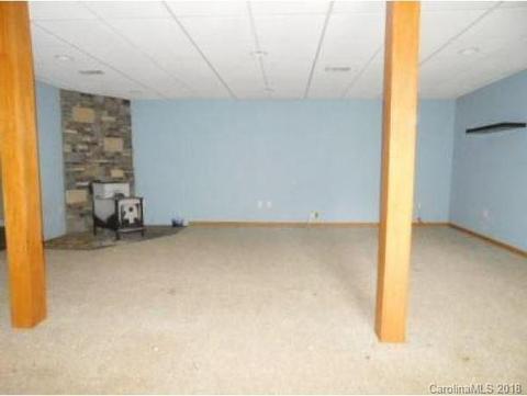 210 Tilson Dr, Mars Hill, NC 28754 photo 5
