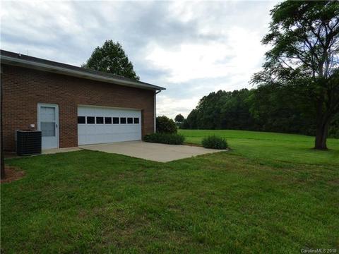 2468 Jennings Rd, Olin, NC 28660 photo 6