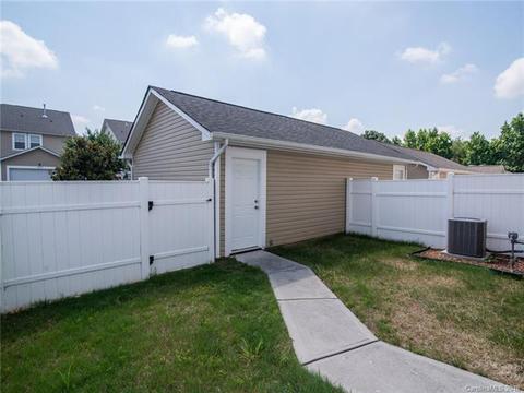 8234 Viewpoint Ln, Cornelius, NC 28031 photo 10