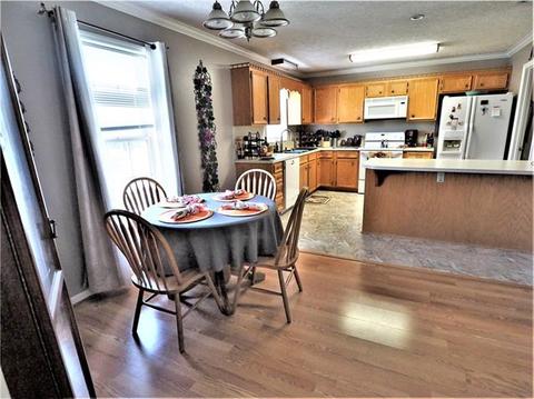 708 Painted Feather Ln, Conover, NC 28613 photo 3