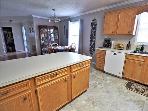 708 Painted Feather Ln, Conover, NC 28613 photo 5