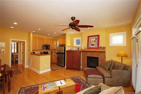 116 Rhett Dr, Flat Rock, NC 28731 photo 10