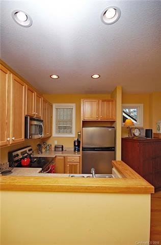116 Rhett Dr, Flat Rock, NC 28731 photo 14