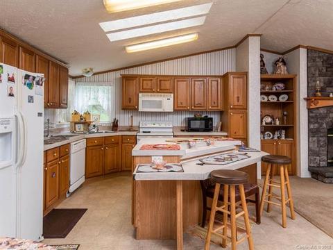 7450 Big Pine Rd, Marshall, NC 28753 photo 9