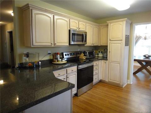 3335 Flagler Cir, Midland, NC 28107 photo 8