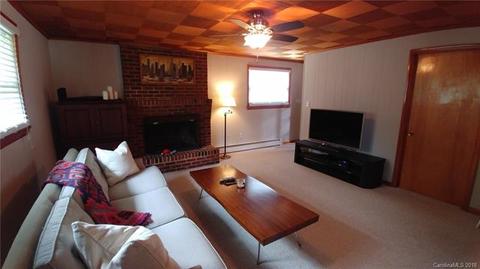 1007 8th St NE, Hickory, NC 28601 photo 7