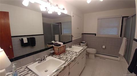 1007 8th St NE, Hickory, NC 28601 photo 12