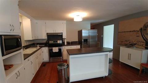 1007 8th St NE, Hickory, NC 28601 photo 5