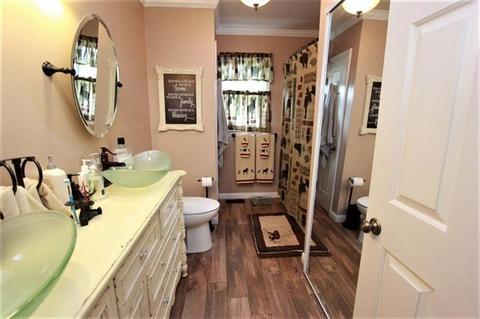 1518 Belleview Dr, Conover, NC 28613 photo 8