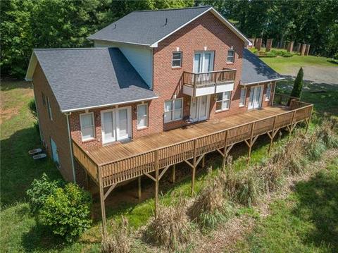 127 Branstrom Dr, Morganton, NC 28655 photo 1
