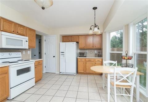 4202 Compton Ct, Indian Trail, NC 28079 photo 9