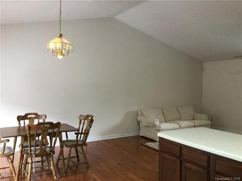 206 Sequoyah Cir, Morganton, NC 28655 photo 13