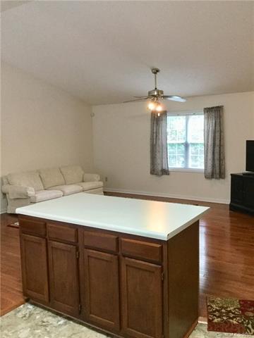 206 Sequoyah Cir, Morganton, NC 28655 photo 4