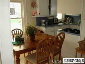 614 N State St, Lincolnton, NC 28092 photo 4