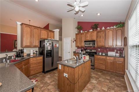 2340 Jade Ln, Fort Mill, SC 29708 photo 6