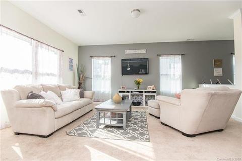 2421 Grinstead Ct, Clover, SC 29710 photo 7