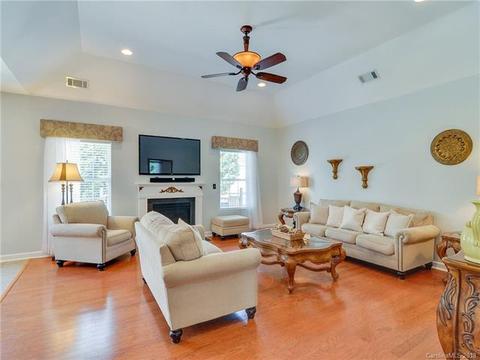 2139 Blue Iris Dr, Matthews, NC 28104 photo 12