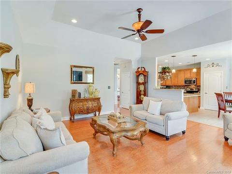 2139 Blue Iris Dr, Matthews, NC 28104 photo 14