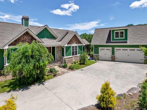 138 Sandy Bottoms Dr, Clyde, NC 28721 photo 1