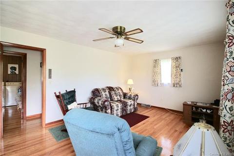 289 Clement Rd, Brevard, NC 28712 photo 8