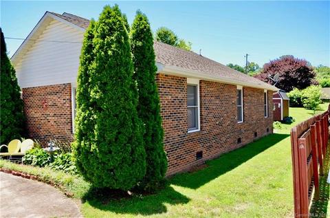 669 E Oak St, Marion, NC 28752 photo 30