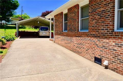 669 E Oak St, Marion, NC 28752 photo 26