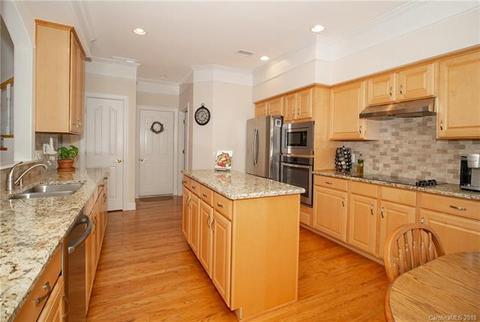 437 Eberle Way, Matthews, NC 28105 photo 12