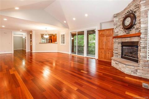 33 Clock Tower Ln, Brevard, NC 28712 photo 3