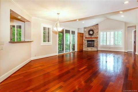 33 Clock Tower Ln, Brevard, NC 28712 photo 4