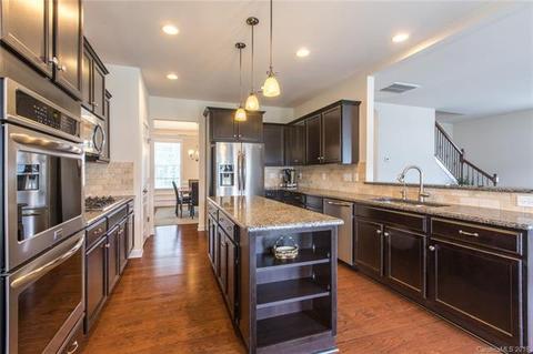 2086 Feldspar Dr, Davidson, NC 28036 photo 8