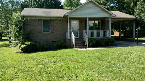 504 W Old Post Rd, Cherryville, NC 28021 photo 2