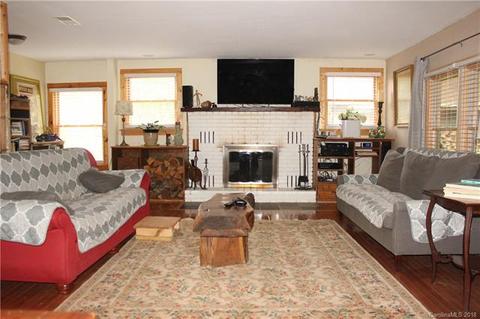 214 Huffman Rd, Clyde, NC 28721 photo 2