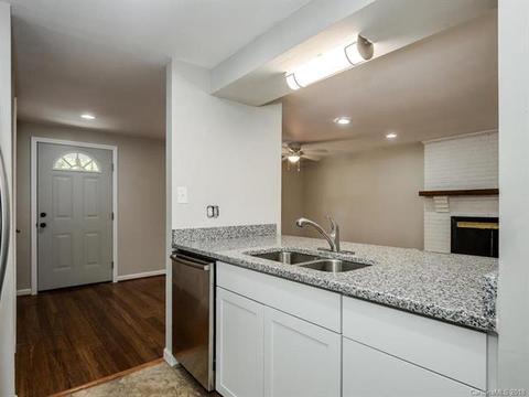 12119 Mapleton Rd, Charlotte, NC 28273 photo 8