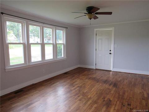 3207 Flat Creek Rd, Lancaster, SC 29720 photo 4