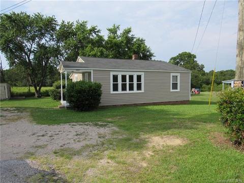 3207 Flat Creek Rd, Lancaster, SC 29720 photo 2