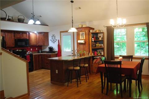 88 Mandy Ln, Clyde, NC 28721 photo 12