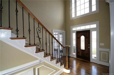 18628 Square Sail Rd, Cornelius, NC 28031 photo 2