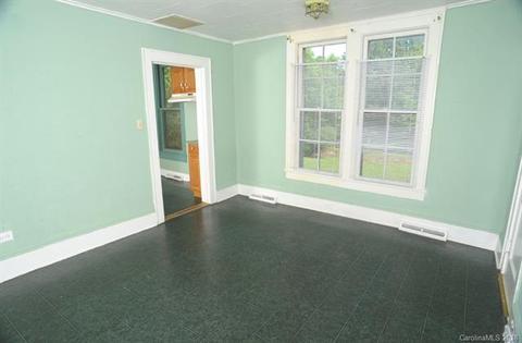209 Eighth St, Spencer, NC 28159 photo 8