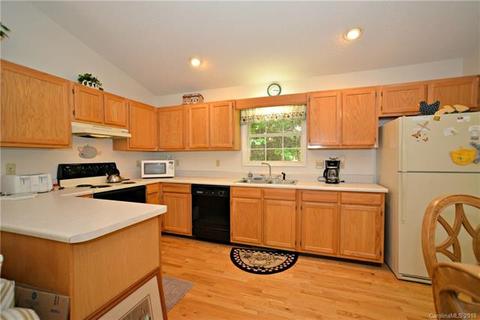 299 Fox Trace Dr, Sylva, NC 28779 photo 8