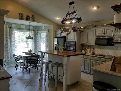 3614 Baucom Manor Rd, Monroe, NC 28110 photo 3