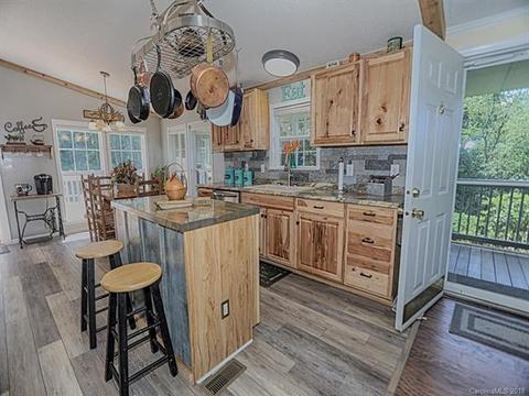 157 Cascade Mountain Dr, Canton, NC 28716 photo 10
