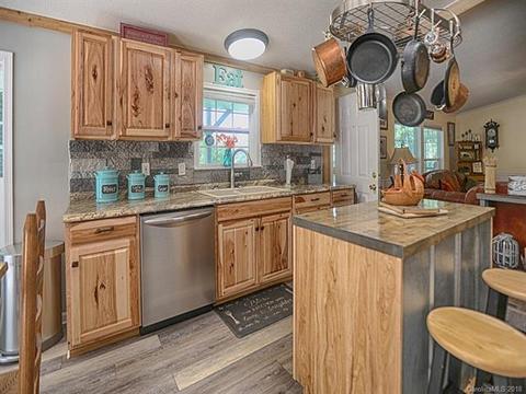 157 Cascade Mountain Dr, Canton, NC 28716 photo 8