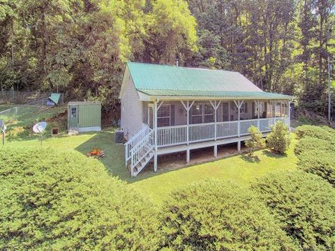 157 Cascade Mountain Dr, Canton, NC 28716 photo 1