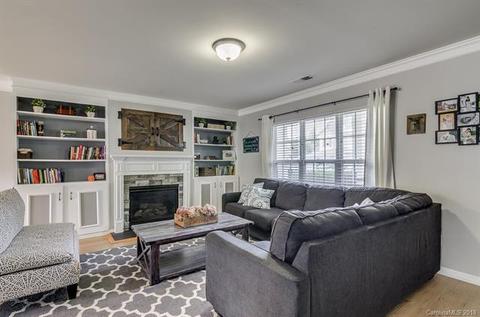 10785 Traders Ct, Davidson, NC 28036 photo 3