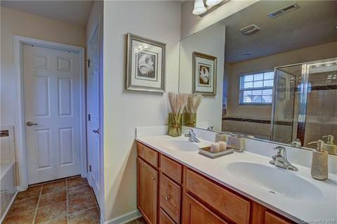 10929 Kingsview Dr, Davidson, NC 28036 photo 29