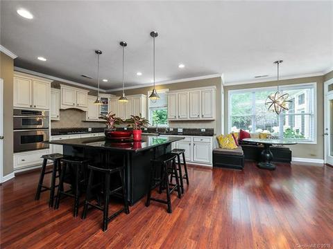 2000 Minden Dr, Matthews, NC 28104 photo 6